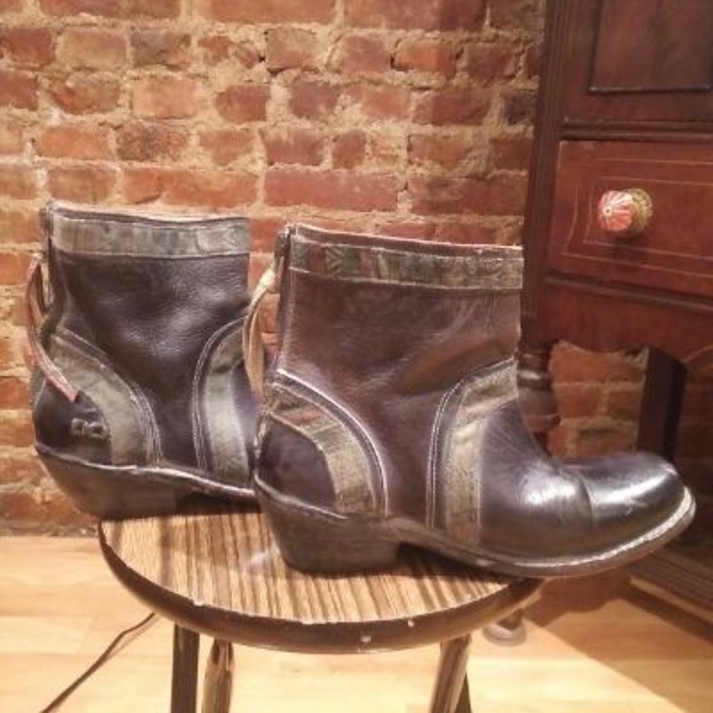 Bed Stu Binary Boot.....Black/Rustic...Size 6m